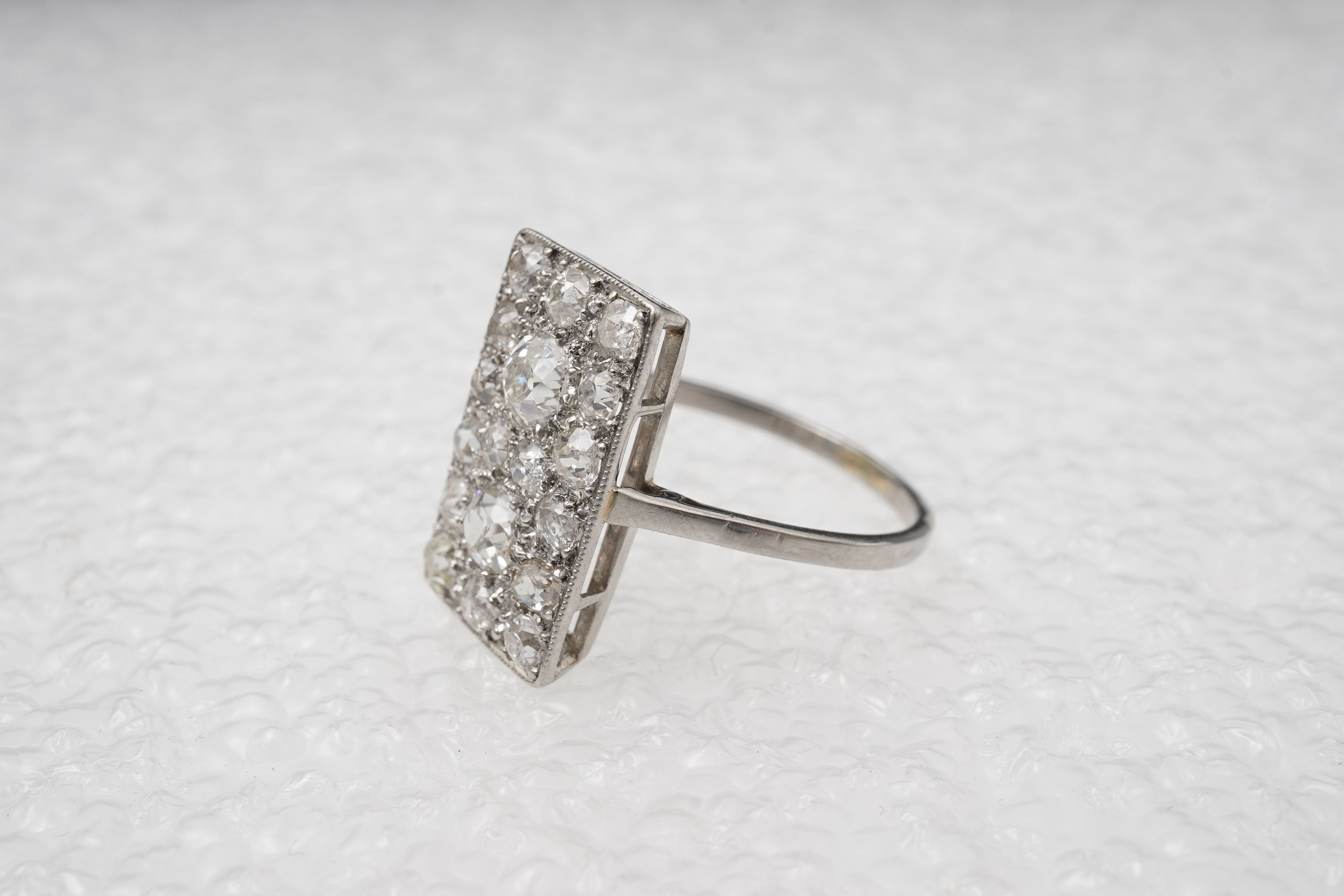 An Art Deco diamond ring, early 20th century